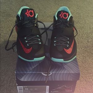 Nike KD VII “Good Apples”